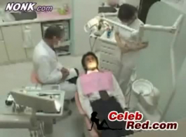 الممرضة اليابانية الساخنة دائما تحب في يد الممرضات.