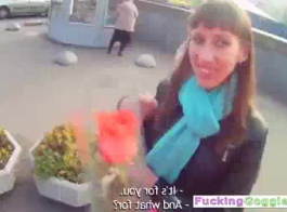 امرأة سمراء الروسية ذات الثدي الصغيرة هي مص ديك والحصول على مارس الجنس في وقت متأخر بعد الظهر.
